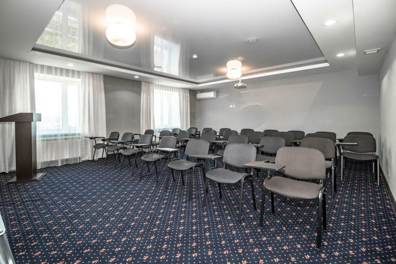 Gokai Hotel Astana Luaran gambar