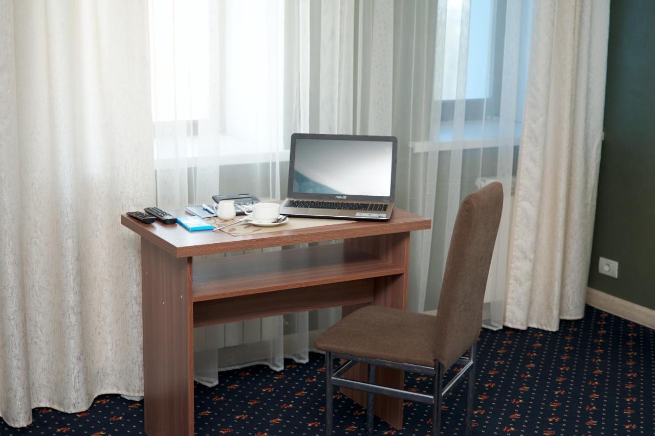 Gokai Hotel Astana Luaran gambar