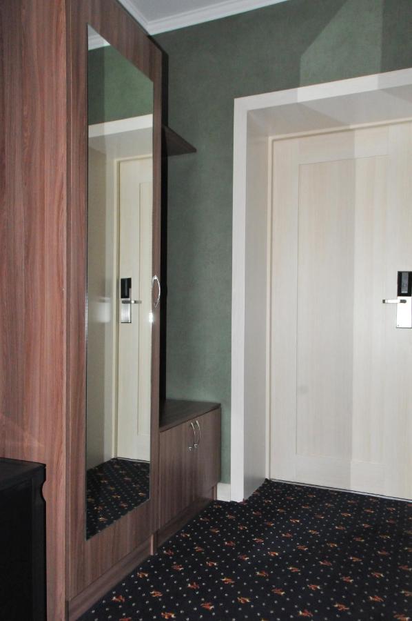 Gokai Hotel Astana Luaran gambar