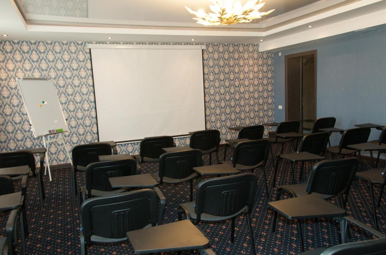 Gokai Hotel Astana Luaran gambar